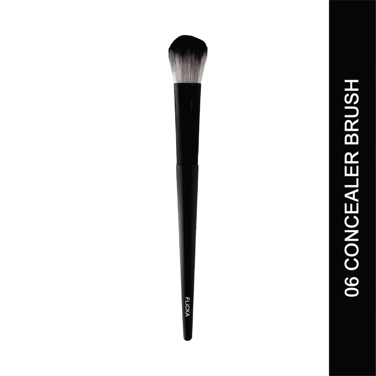 Flicka Concealer Brush 06