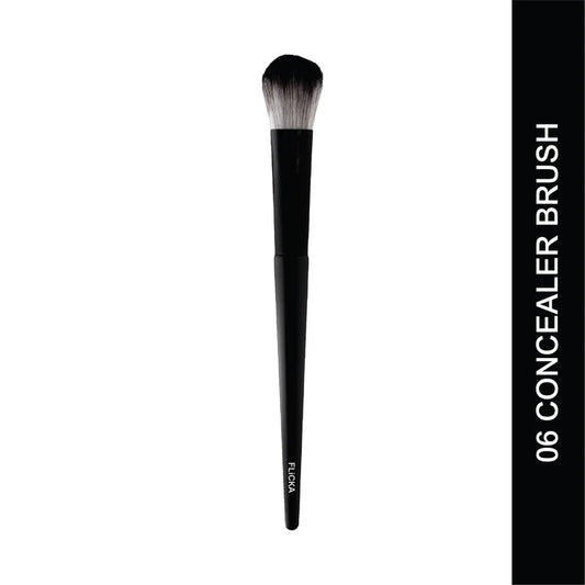 Flicka Concealer Brush 06