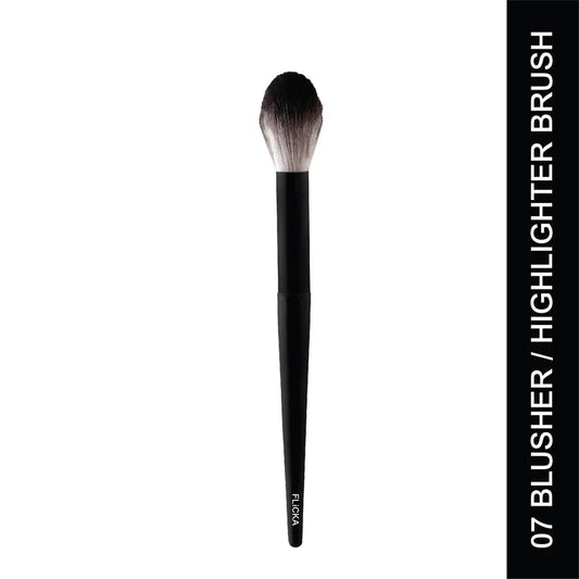 Flicka Blusher/ Highlighter Brush 07
